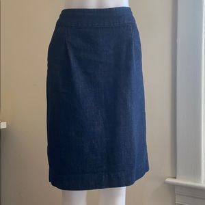 J. Crew Knee Length skirt with pockets!